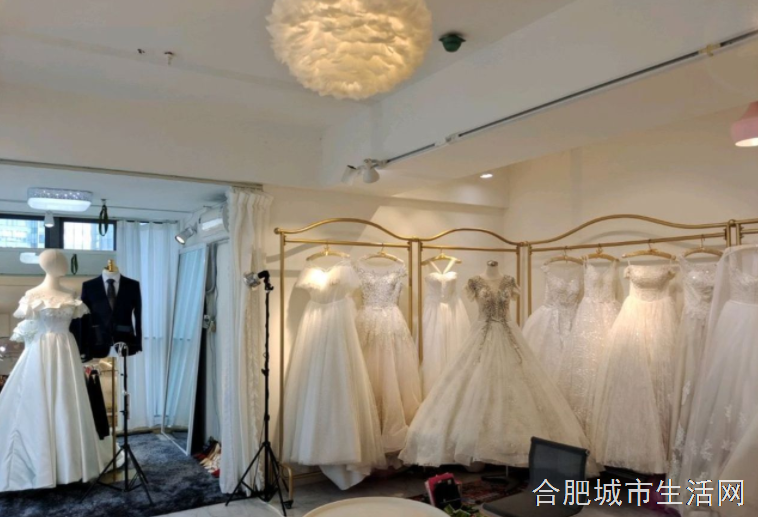 【急转】政务区天鹅湖万达租金便宜盈利中婚纱馆因为家庭原因转出 